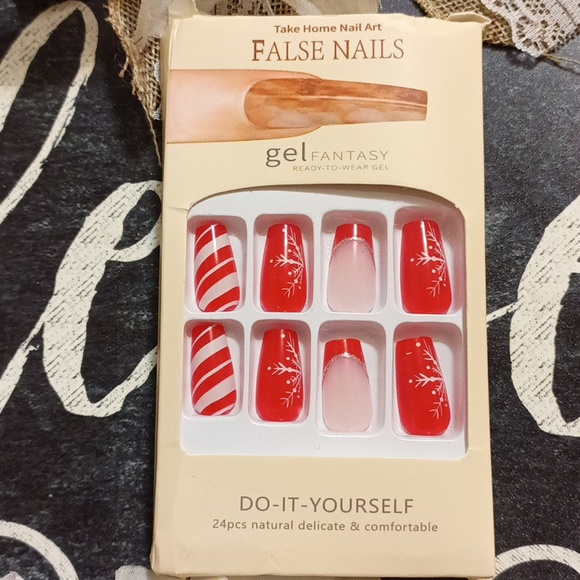 24pcs Glossy Short Ballet Fake Nails, Christmas Red Press On Nails With … - Picture 6 of 17